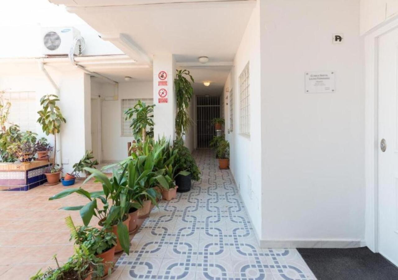מאלגה Supreme City Centre & Parking מראה חיצוני תמונה